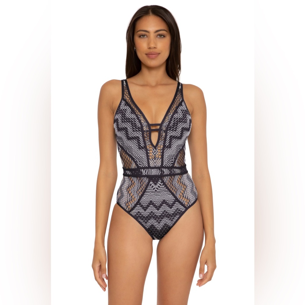 Becca reveal plunge 1 piece